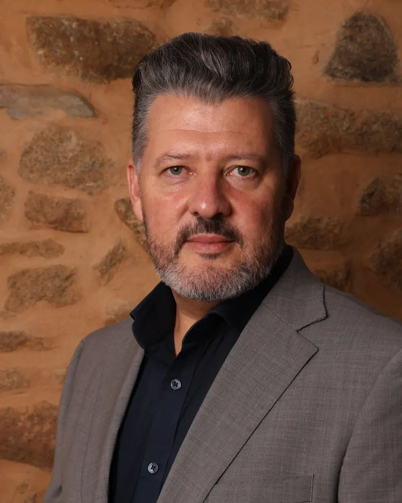 Pierre Oliveira